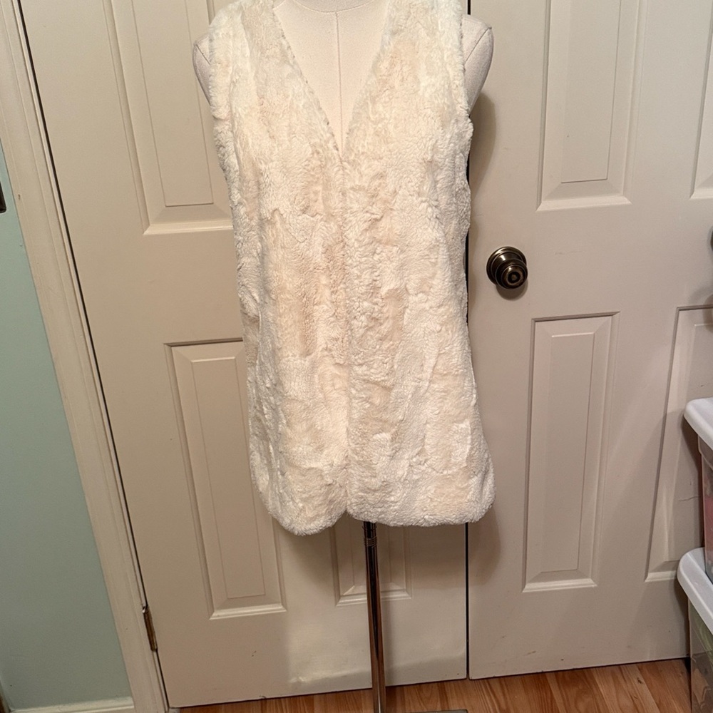Tart Collections Ivory Satin Layering Piece